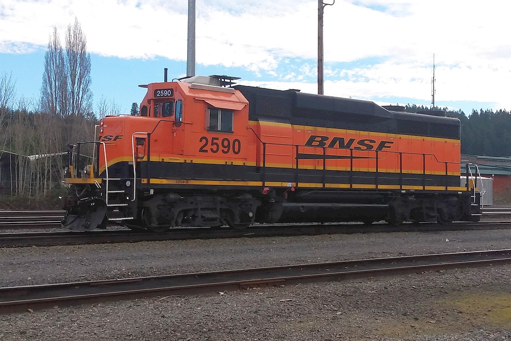 BNSF 2590